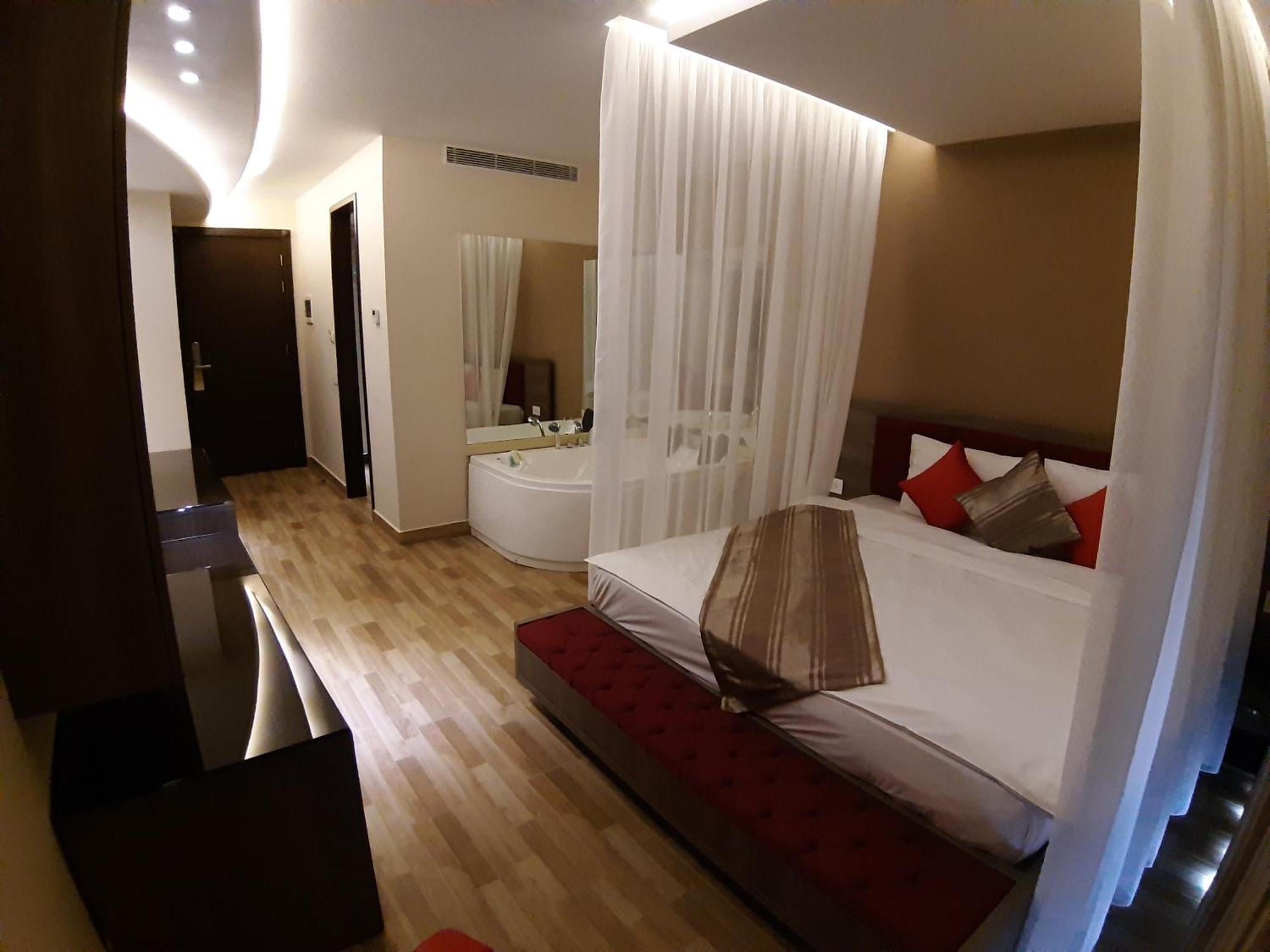 Jounieh Suites Boutique Hotel Zewnętrze zdjęcie